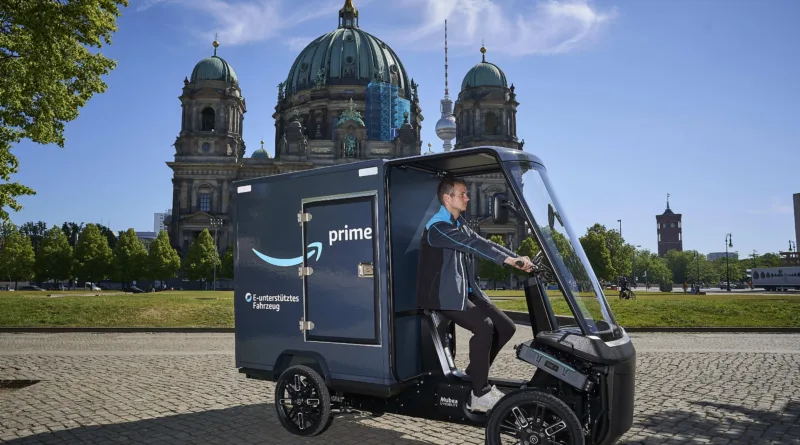 Rekord szybkości dostaw Amazon w Niemczech: 500 mln szybkich dostaw Prime w 2025 r.
