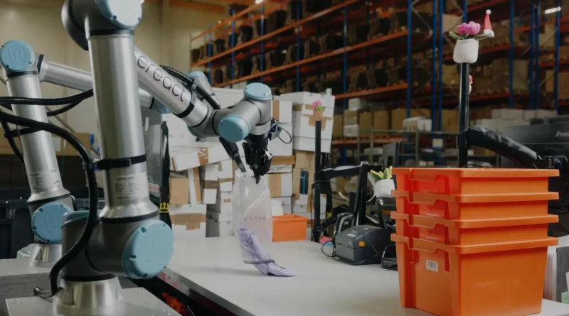 Roboty w Świebodzinie sortują zwroty Zalando. CEVA i Sereact automatyzują najtrudniejszy etap logistyki mody